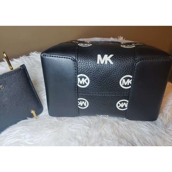 MICHAEL KORS Mercer SM Bucket Messenger Bag & Jet Set Coin Pouch Set Black NWT - Picture 7 of 8